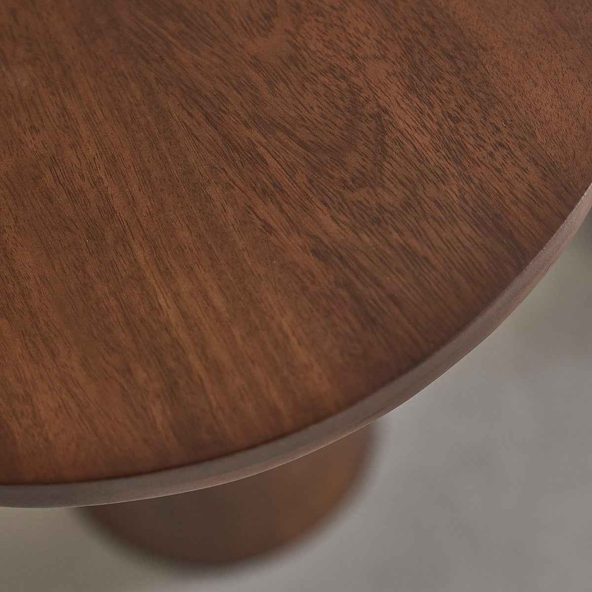 Table d’appoint en bois de manguier ronde - Le miroir.ma