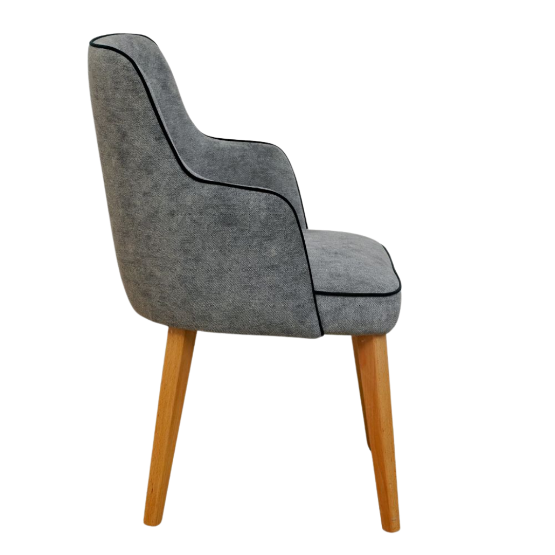 Chaise Scandinave en Velours Antitache – Pieds en Bois Massif