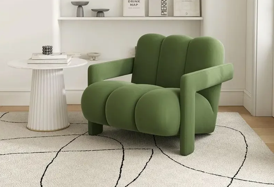 Chaise de Salon Scandi Luxe - The Miroir