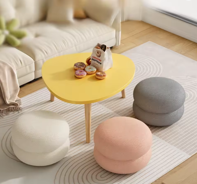 Petit tabouret rembourré en bouclette, design moderne Maroc