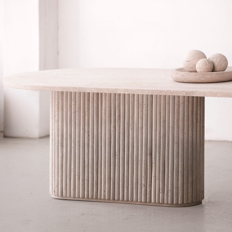 Table à manger en travertin