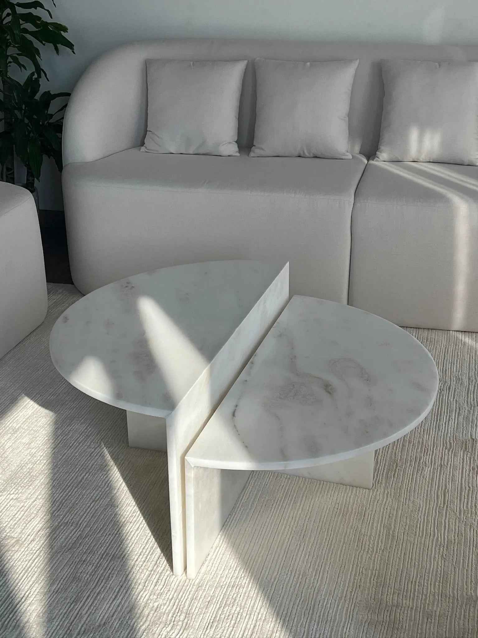 Table Basse en Marbre Blanc Nola - The Miroir - Lemiroir.ma