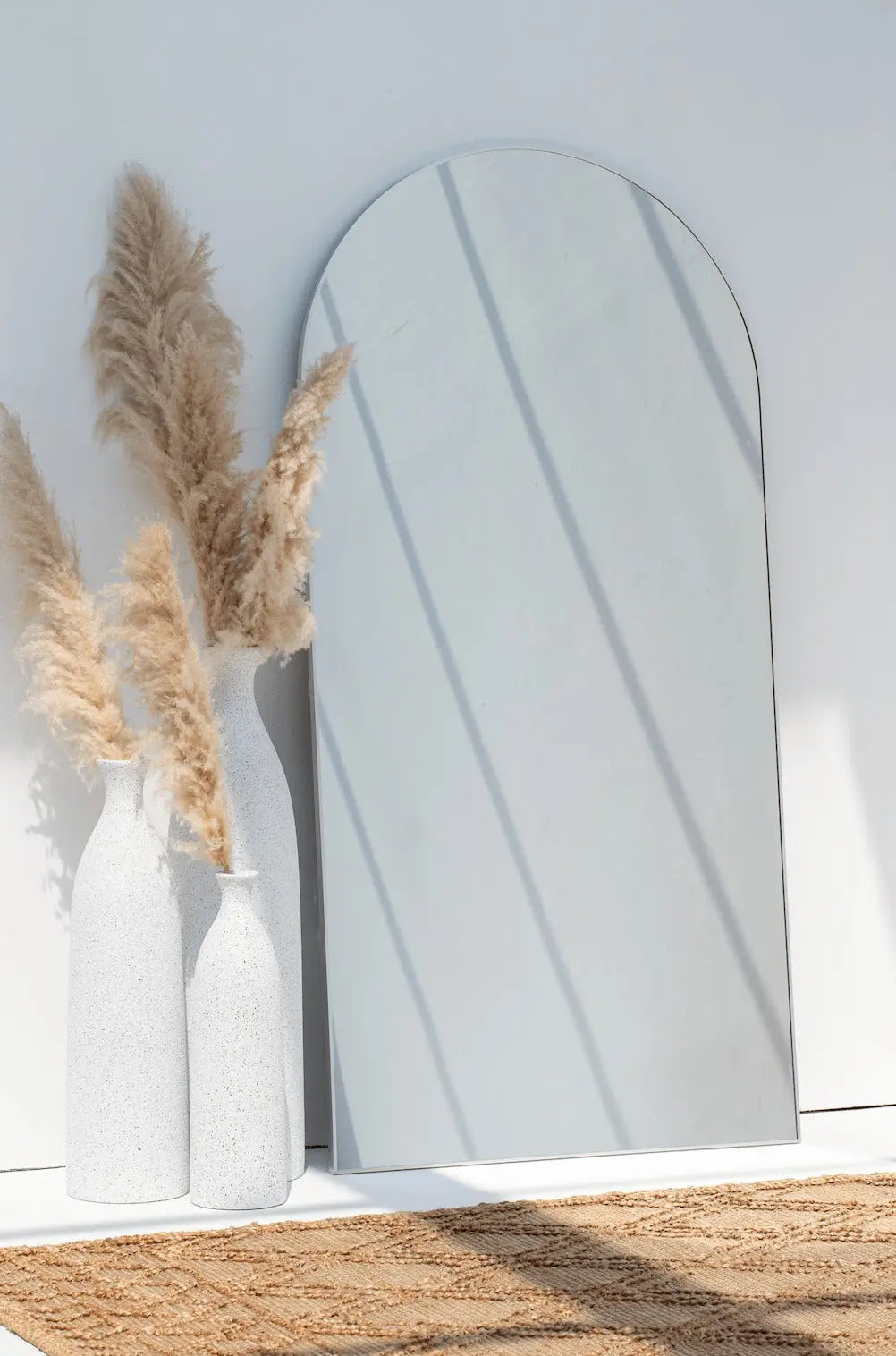 Grand Miroir Arqué Minimaliste - The Miroir - The Miroir
