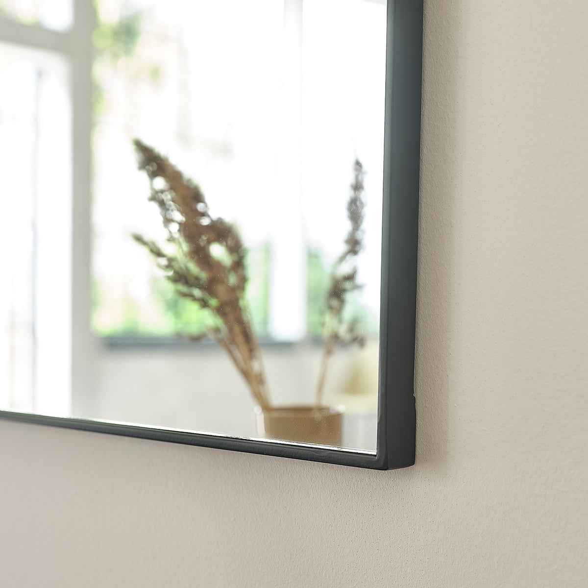 Miroir en métal noir rectangulaire 70x50 cm