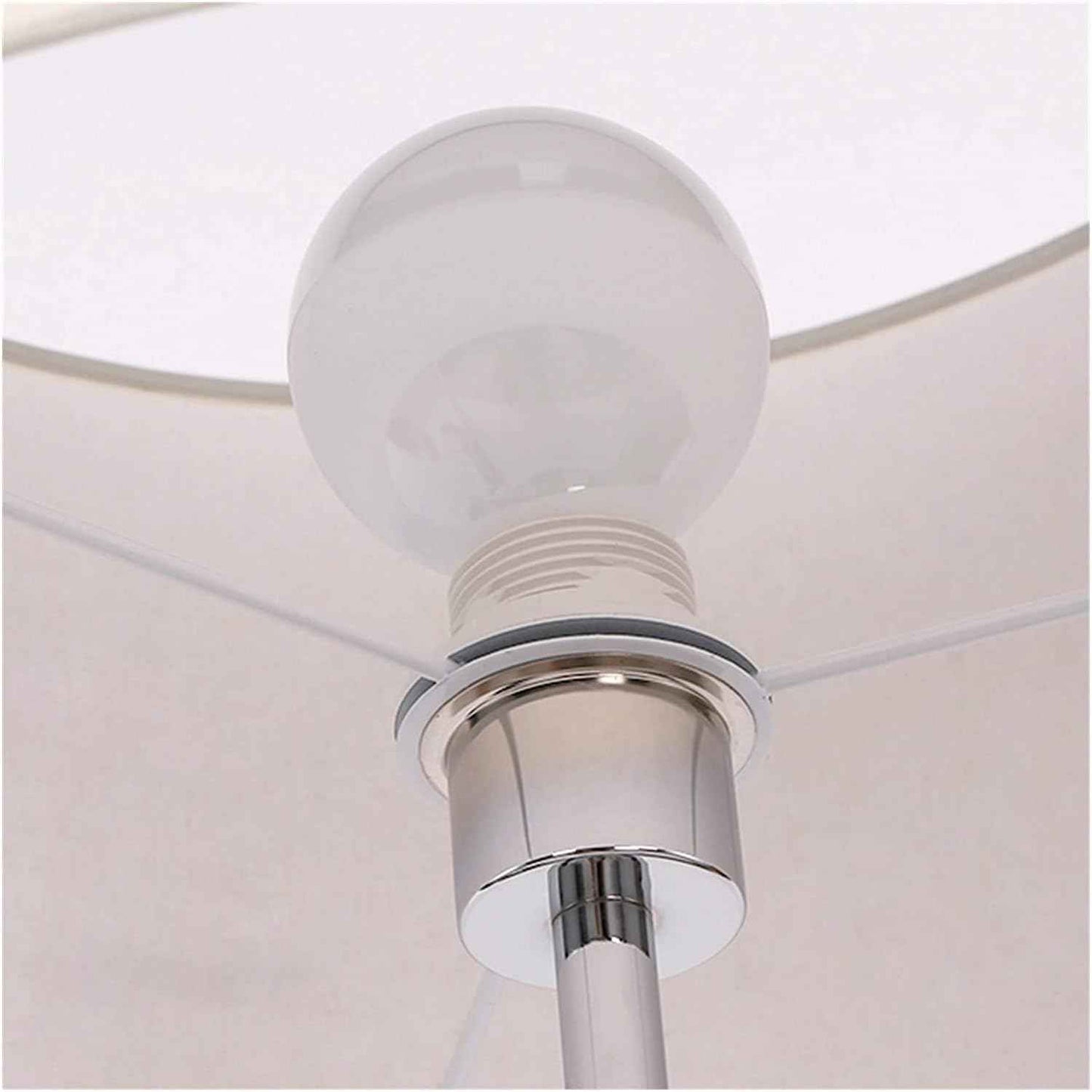 Lampadaire Kaden contemporain en noir & blanc