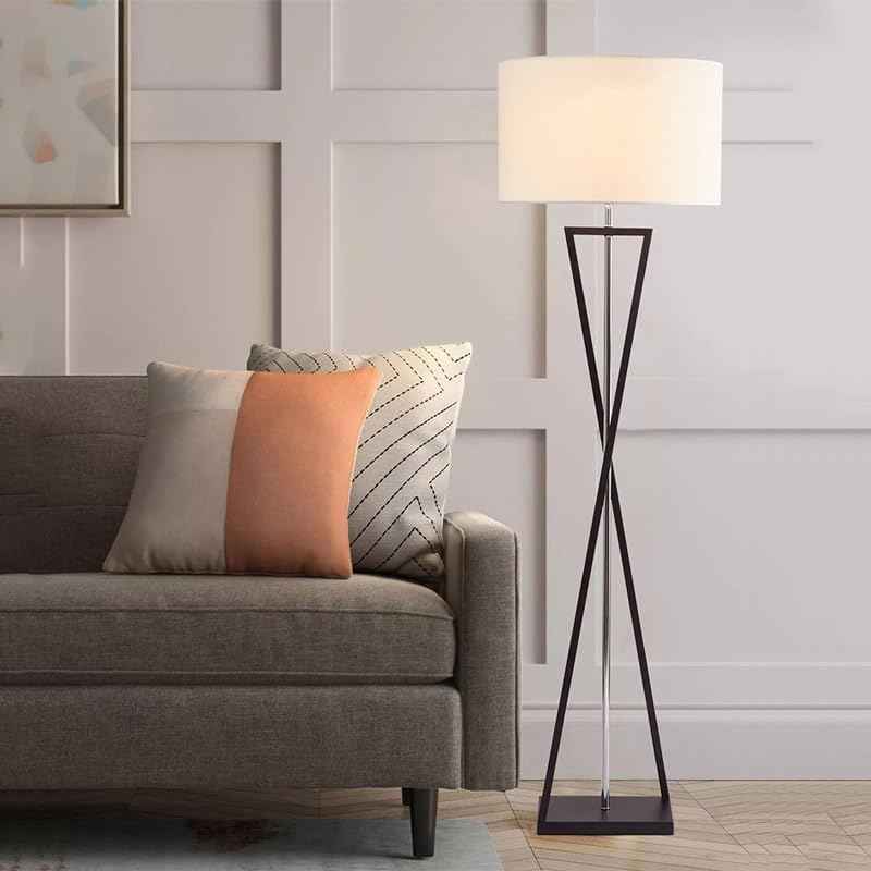 Lampadaire Kaden contemporain en noir & blanc