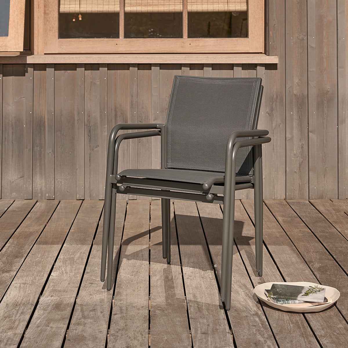 Fauteuil en aluminium et textilène gris