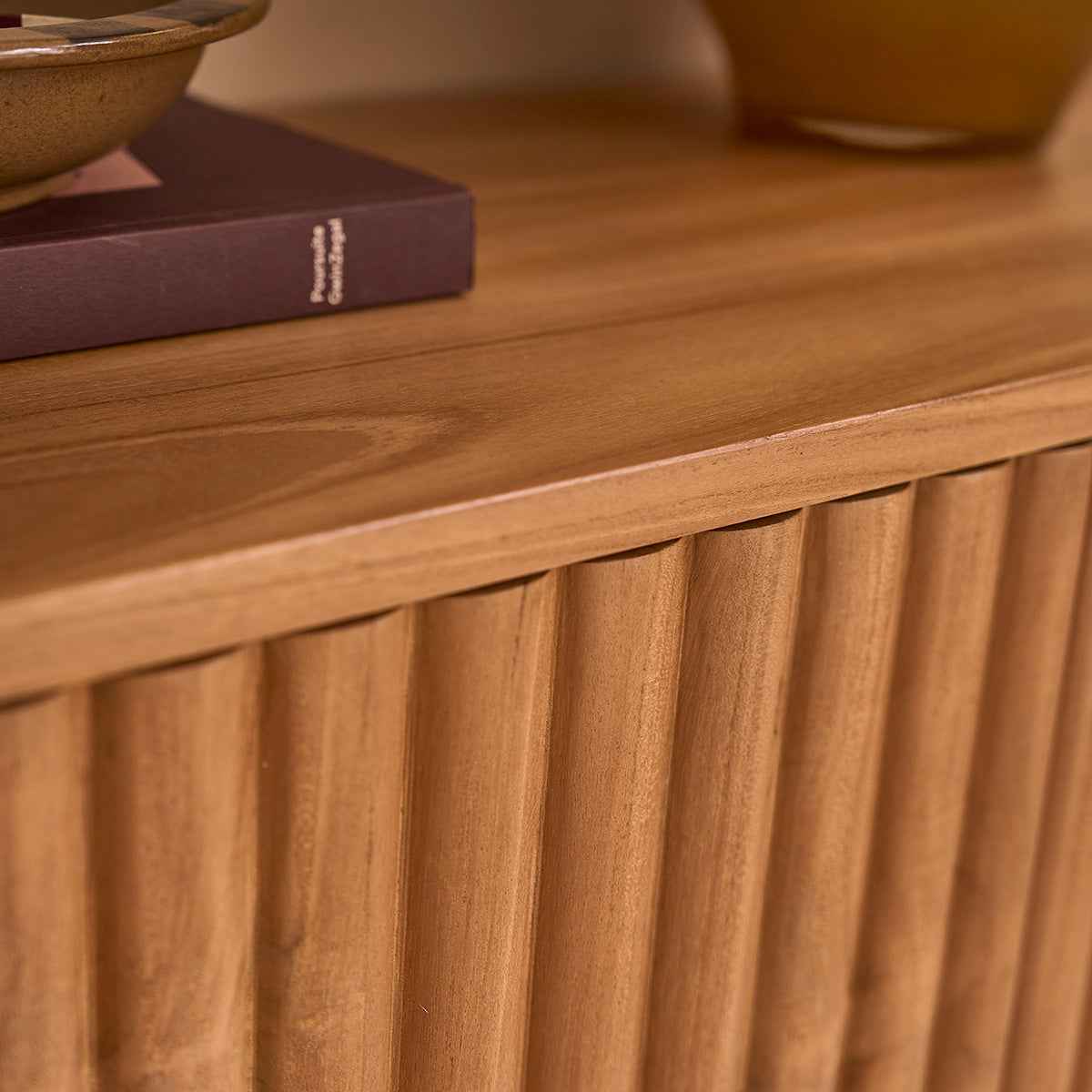 Meuble TV suspendu en bois de teck 140 cm