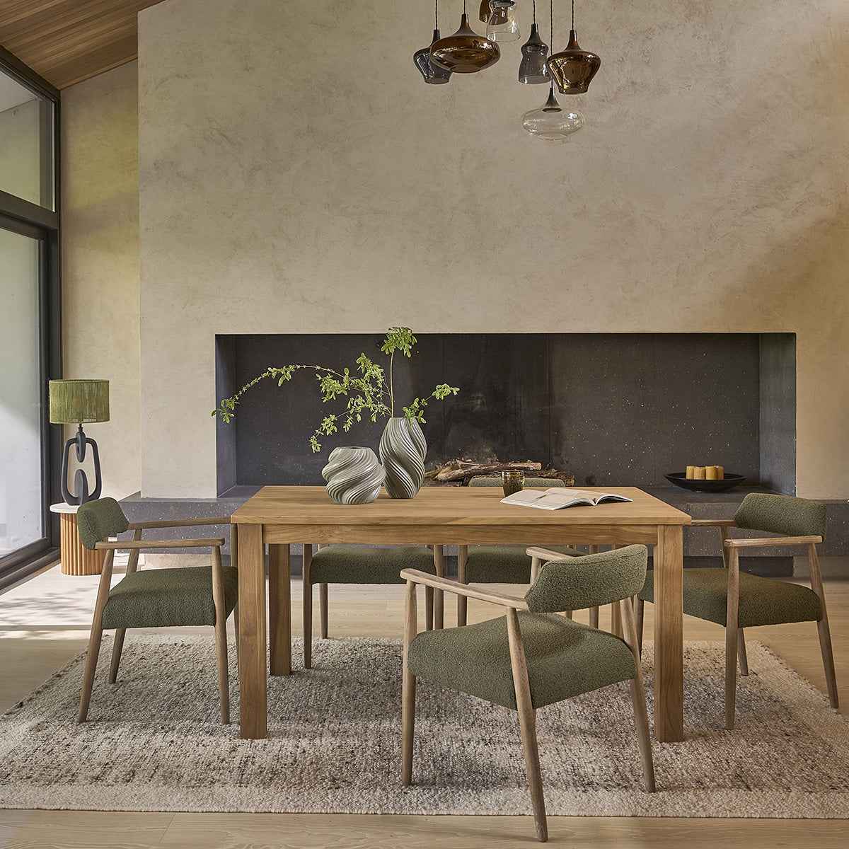 Chaise en chêne et tissu bouclette kaki