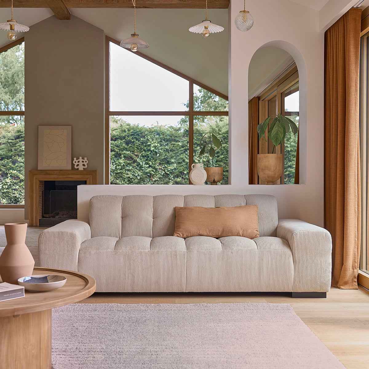 Canapé droit 3 places en velours côtelé écru