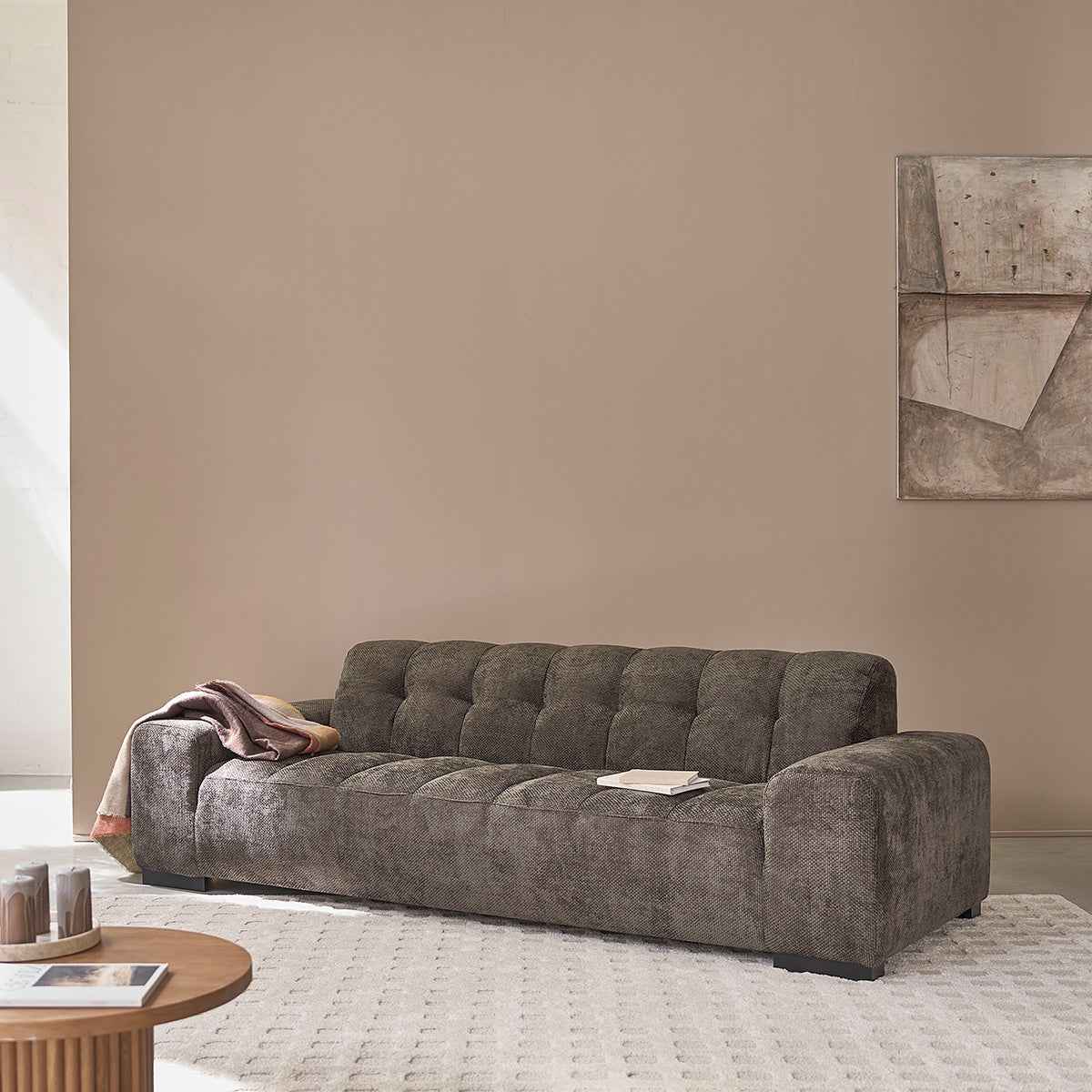 Canapé droit 4 places en velours tressé moka