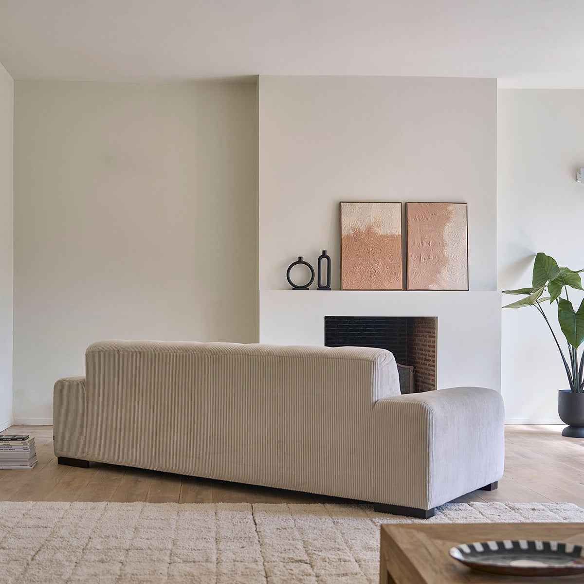 Canapé droit 4 places en velours côtelé écru