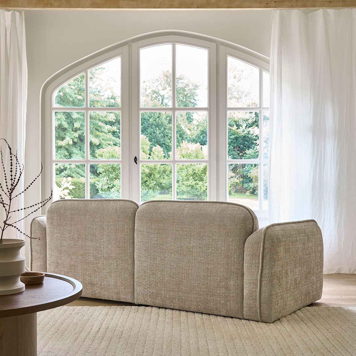 Canapé droit 3 places en velours texturé beige