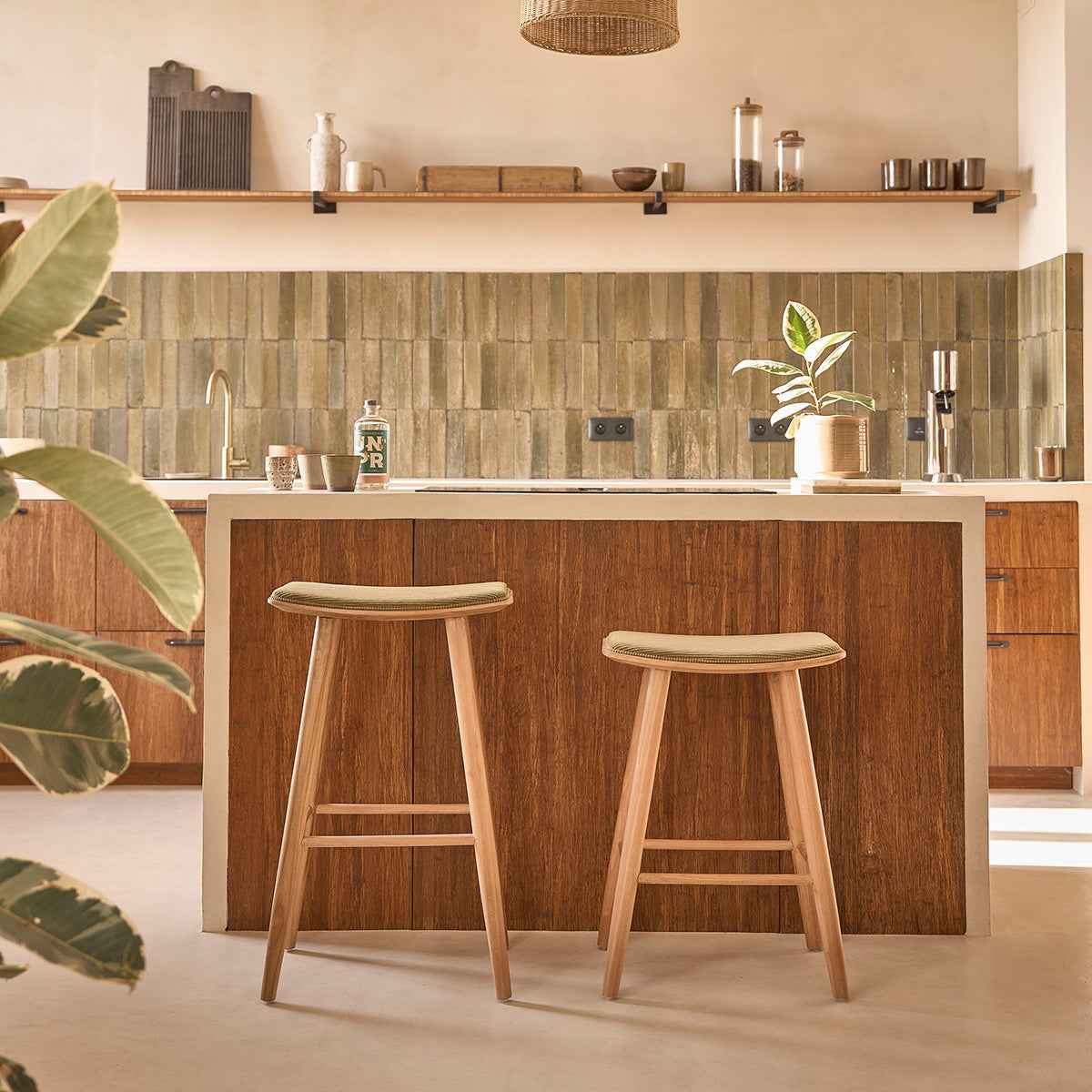 Lot de 2 tabourets en teck massif assise velours cotelé 75 cm