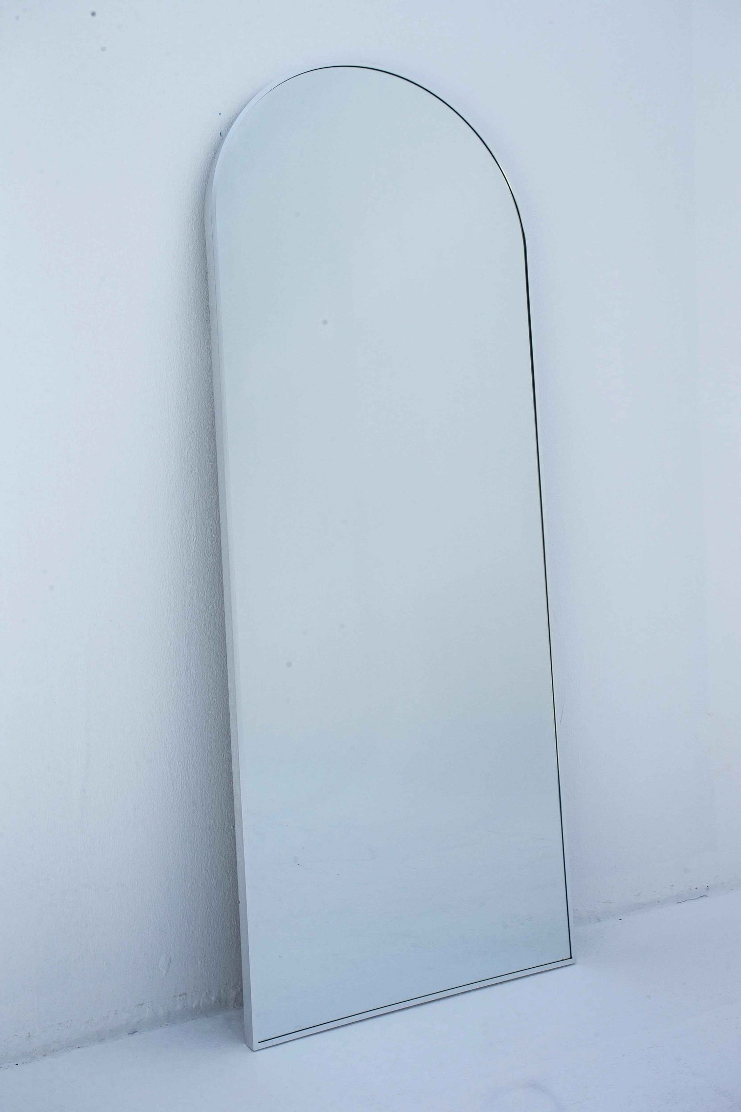 Grand Miroir Arqué Minimaliste - The Miroir - Lemiroir.ma