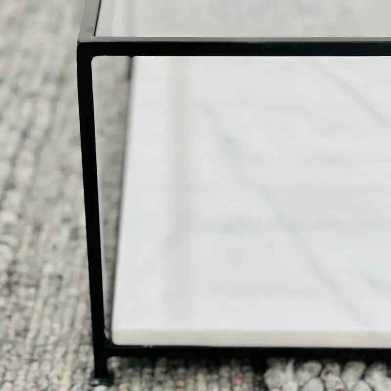 Table Basse Orla en Verre et Marbre Blanc - The Miroir