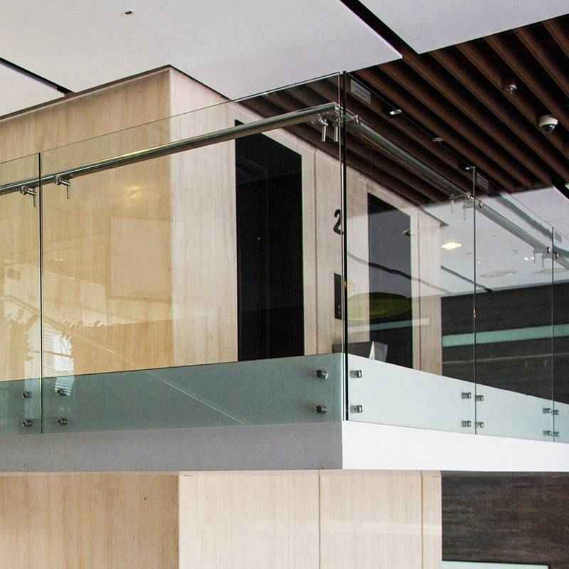 Verre Feuilleté Trempé 10.10.4 pour Garde-Corps